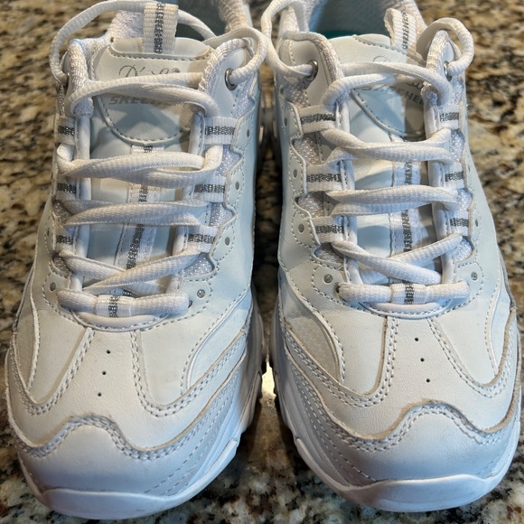 Shoes - Picture 3 of 4